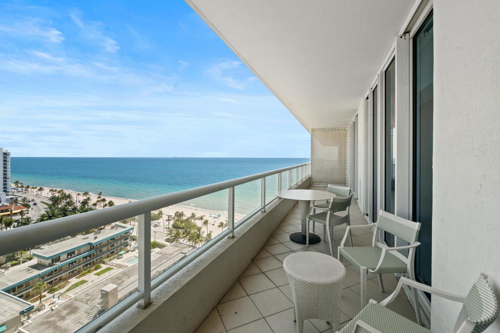 Apartment Ritz-carlton Luxury Oceanview 3-bedroom Fort Lauderdale